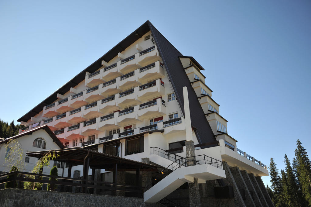 Hotel Pestera Sinaia Exterior foto